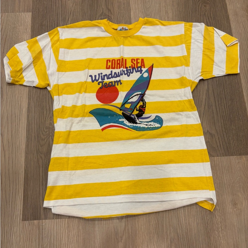 Vintage‎ single stitch Coral Sea Windsurfing tee